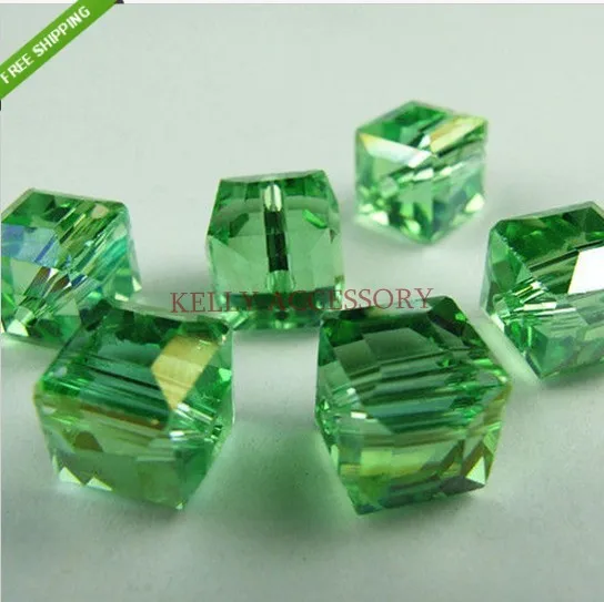 conew_10mm cube crystal glass beads0040.jpg