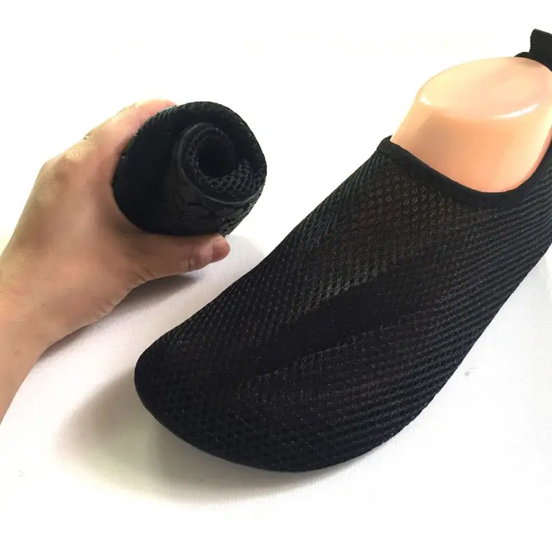 الصيف المياه شبكة أحذية الجلد الرعاية المنبع سباحة أحذية لينة تنفس مرونة التجفيف السريع المضادة للانزلاق