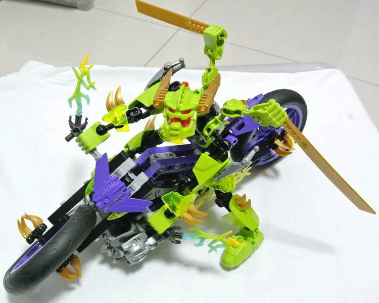 Hero Factory 6231 Speeda Demon Building Toy