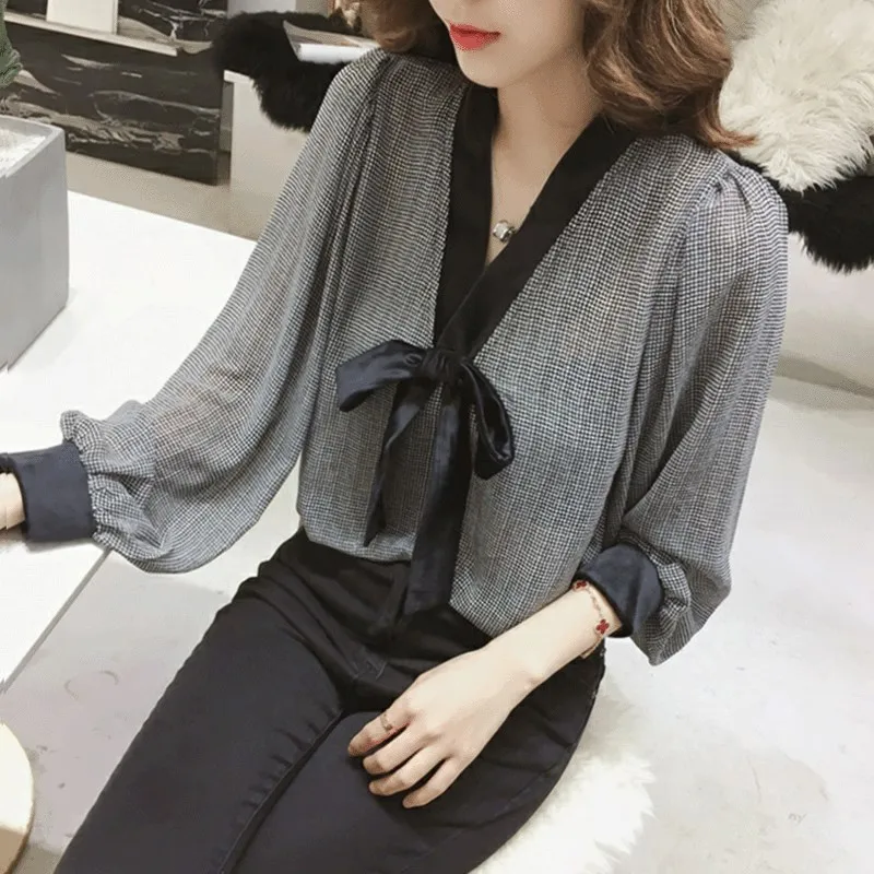 

Women chiffon blouses 2019 Spring Summer fashion female sexy v-neck long sleeve loose office lady casual shirts tops blusa 3XL