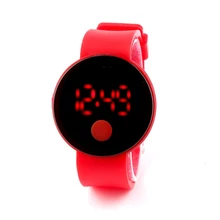 Vente chaude 10 Couleurs De Sucrerie Sport Étudiants Chirldren Enfants Montres Électronique Tactile LED Montres De Mode Main Numérique Horloge