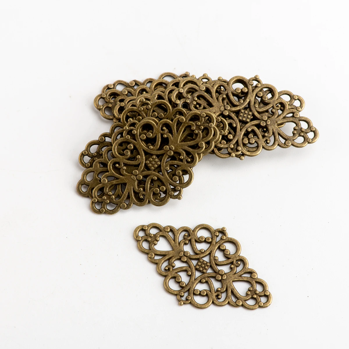 

Flower DIY Alloy Pendant Needlework Accessories Charms Jewelry Findings & Components For Jewelry Making #JY208