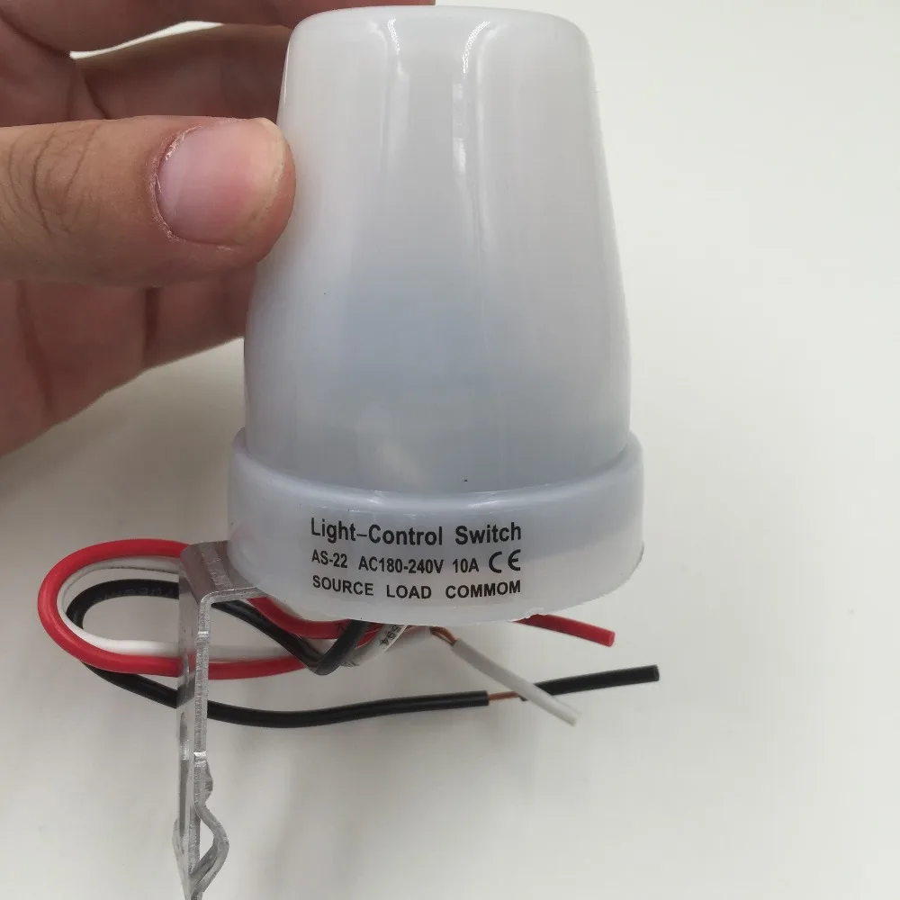 Light adjustable controller / automatic light switch / rainproof type