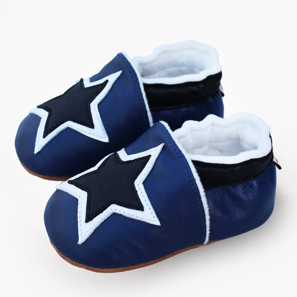 2019 Новое поступление, зимняя детская обувь со звездами, из натуральной кожи, с плюшевой подкладкой, детские мокасины с твердой подошвой, с