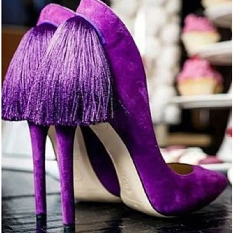 вечернее платье фиолетового цвета. вещи фиолетового цвета. вещи фиолетового цвета. вечернее платье лавандового цвета. фиолетовый цвет в одежде.