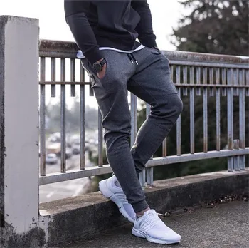 

2018 New Fashion Tight Pants Waist joggers Mens Sweatpants Personalized Embroidery Casual High Quality Cotton Sweat Men Pants