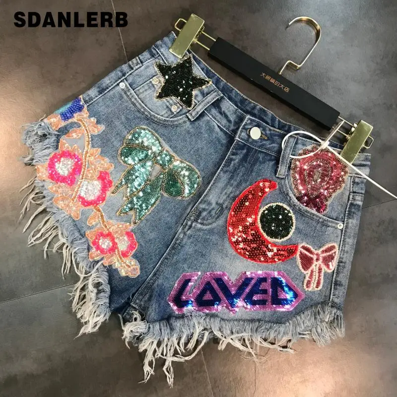 

Studded 2019 New Fashion Summer Bright Moon Star Heavy Sequins Denim Shorts Tide Women Girls Jeans Shorts Hot Pants
