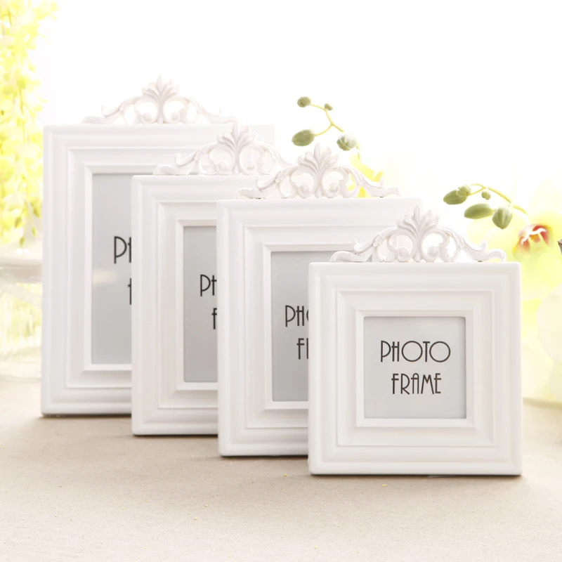 

1pc Europe Photo Frame Creative Photo Frame Desktop Decoration Ornaments Resin Picture Desktop Frame Photo Frame Gift for Friend