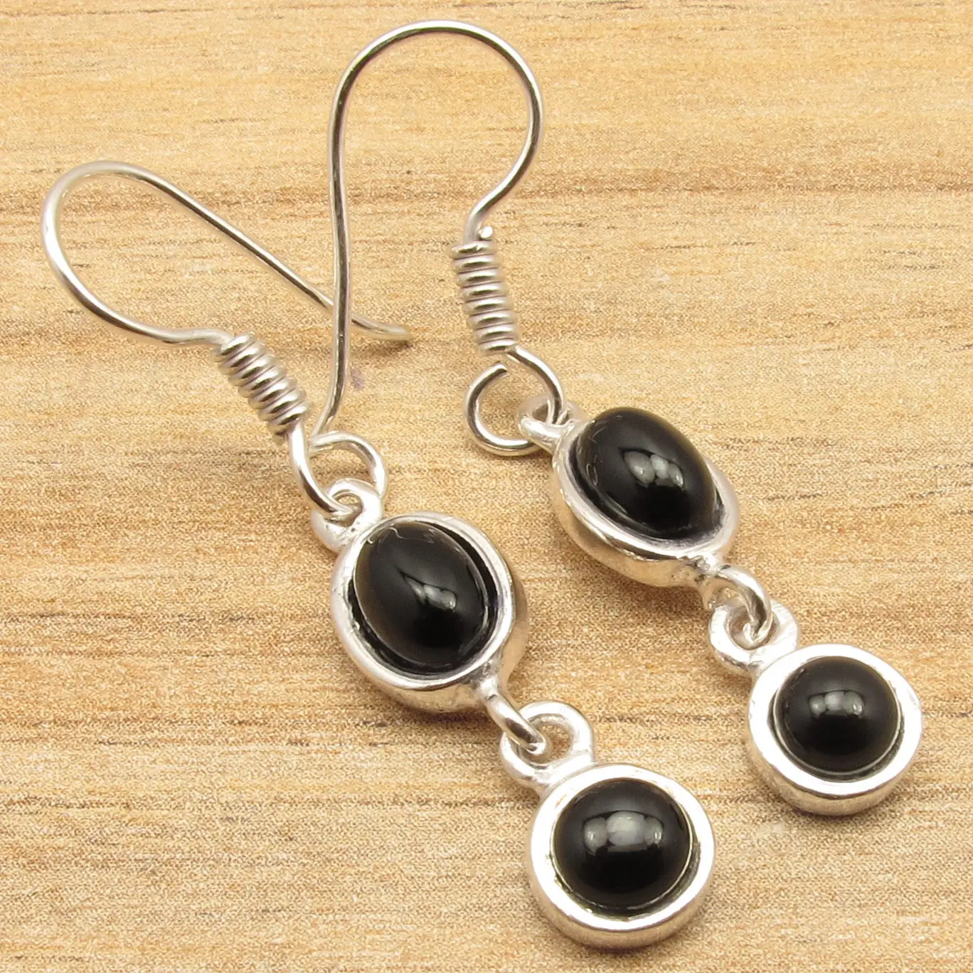 Cabochon BLACK ONYX Lightweight Earrings ! Silver Plated FRENCH WIRE
