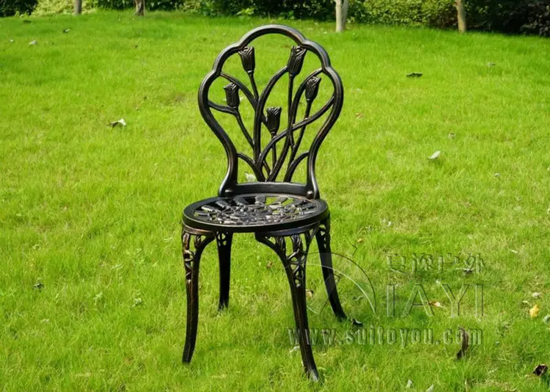 3 piece of Aluminum Bistro Set In Antique Copper chairs and table for Garden 3 piece of Aluminum Bistro Set In Antique Copper chairs and table for Garden