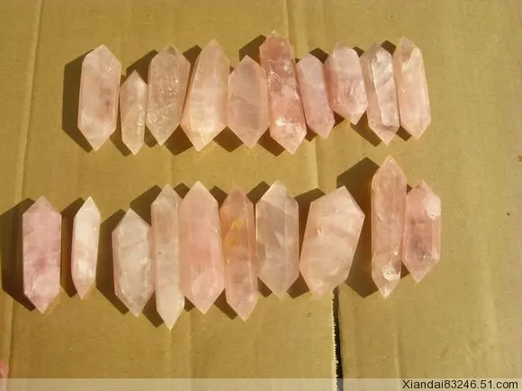 20 из натурального розового кристаллы кварца 6-8 см