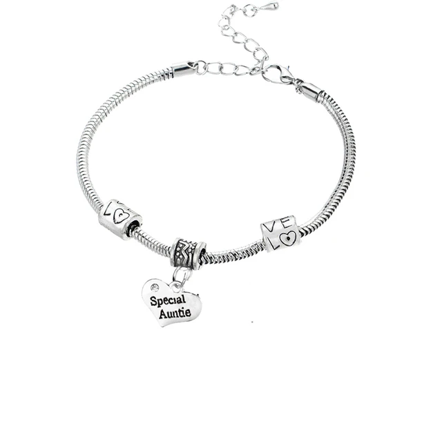 Amazing Auntie Bracelet in Silver Plating | A Littles & Co