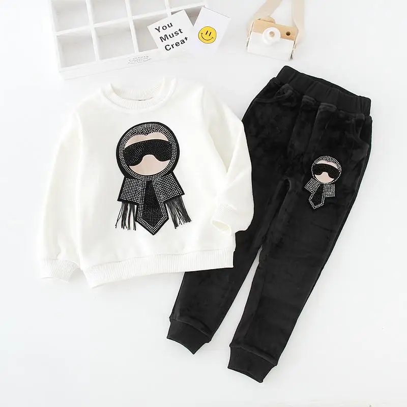 

Kids Girls Boys Clothing Set 2018 Winter Baby Girl Boy Cartoon Sweatshirt + Pants Suits Princess Children Clothes 2-6Yrs JN563