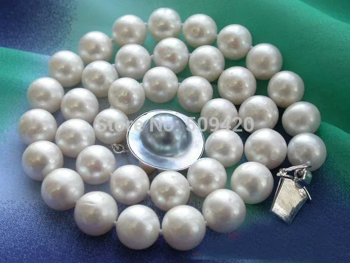 

Shipping AAAAA++ 17" 11mm white ROUND FRESHWATER PEARL NECKLACE (C0309)
