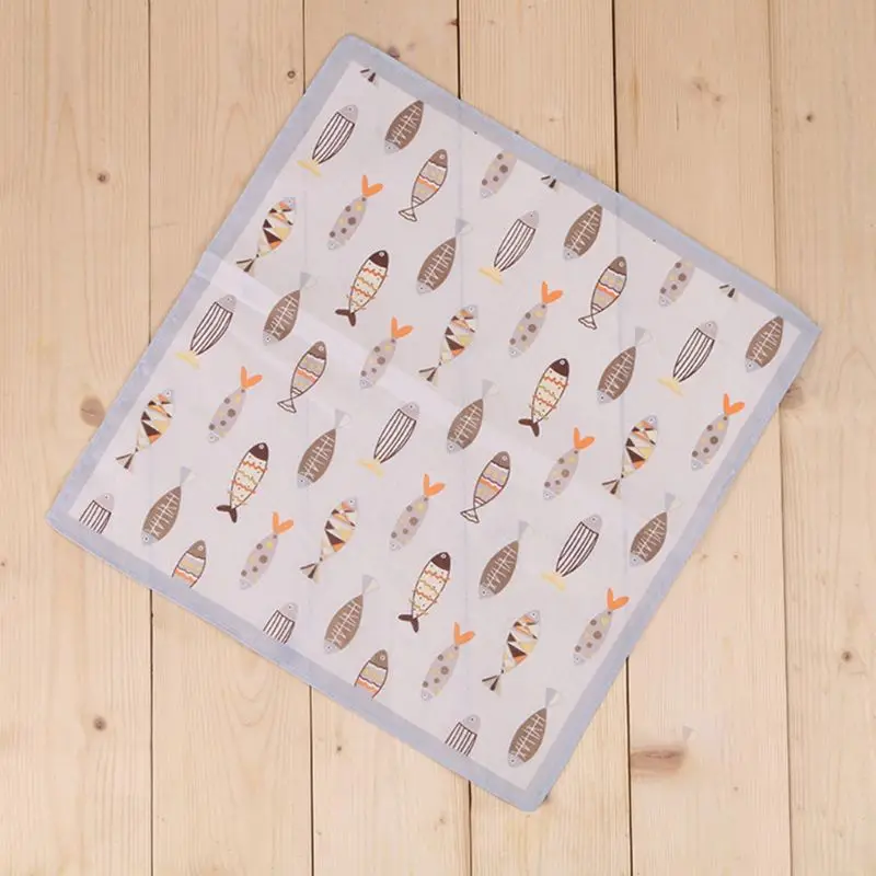 35x35cm Children Baby 60s Cotton Square Handkerchief Cute Cartoon Animal Fish Printing Toddler Towels Sweet Candy Color Hankies