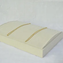 Ювелирные изделия дисплей бежевый ворсинки ожерелье лоток шкатулка ожерелье стенты ювелирные изделия стоячая рамка полка для ожерелий бежевый стенты