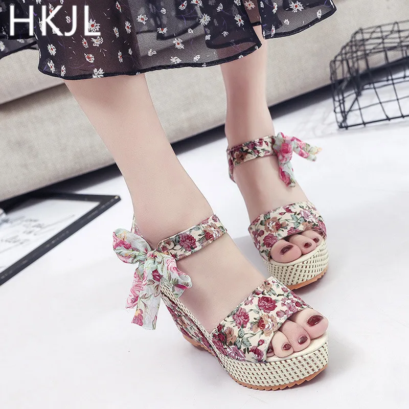 

HKJL New ladies' wedge sandals for summer 2019 Comfortable inside race wind is slippery wear-resisting waterproof A130