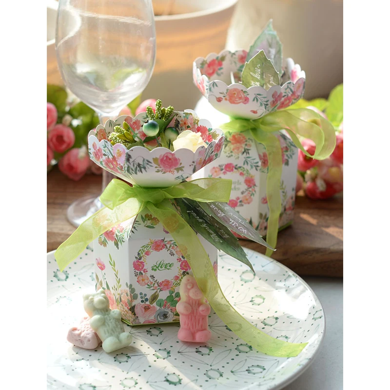 

25pcs/lot Beautiful Watercolor flowers Vase Shape Candy Box Gift Bags flower box Wedding favors Portable box Party Favor Suppli