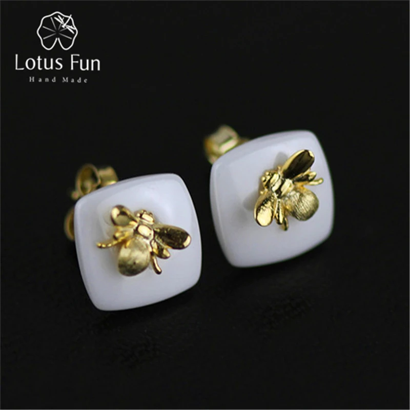 

Lotus Fun Real 925 Sterling Silver Handmade Brand Designer Fine Jewelry Femme Small Bee Earrings Stud Earrings for Women Brincos