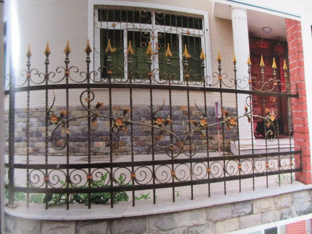 

Hench 100% handmade forged custom designs ornate wrought iron fence hot selling in Australia United States