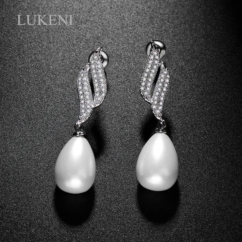 

New Arrived Elegant White Color Out Micro Paved Zircon Geometrical Simulated Pearl Earrings For Women Fashion Jewelry Accessorie