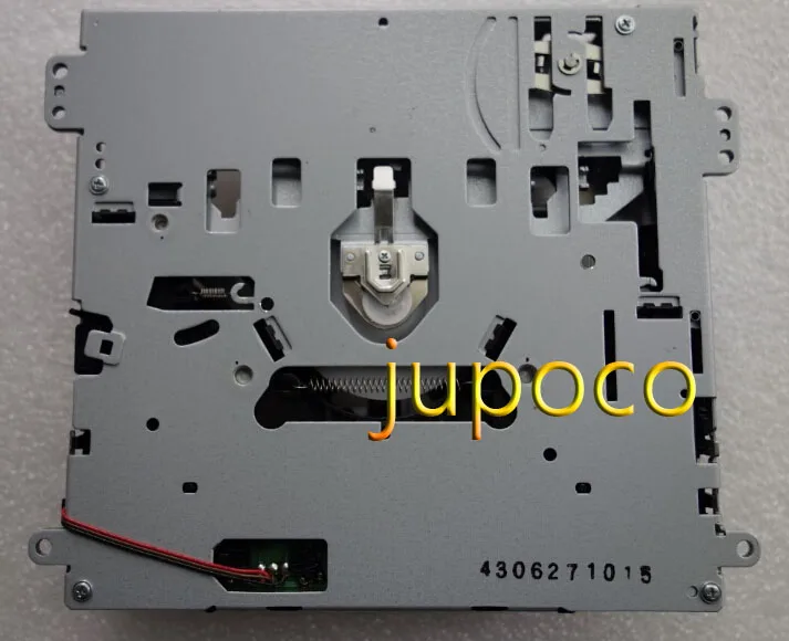 Новинка автомагнитола Sanyo Automedia с одним CD погрузчиком фотомеханизм 4 креплениями
