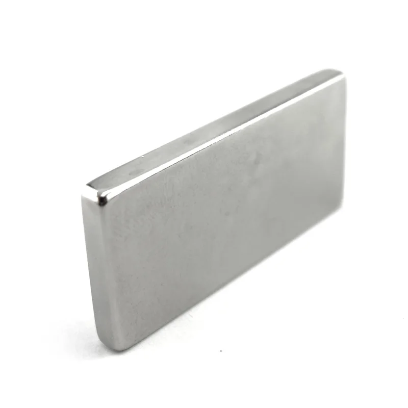Фото Неодимовый магнит супермощный редкоземельный 2 шт. 50x25x5 мм N35 rare earth magnet earth Неодимовый магнит супермощный редкоземельный 2 шт. 50x25x5 мм N35 rare earth magnet earth