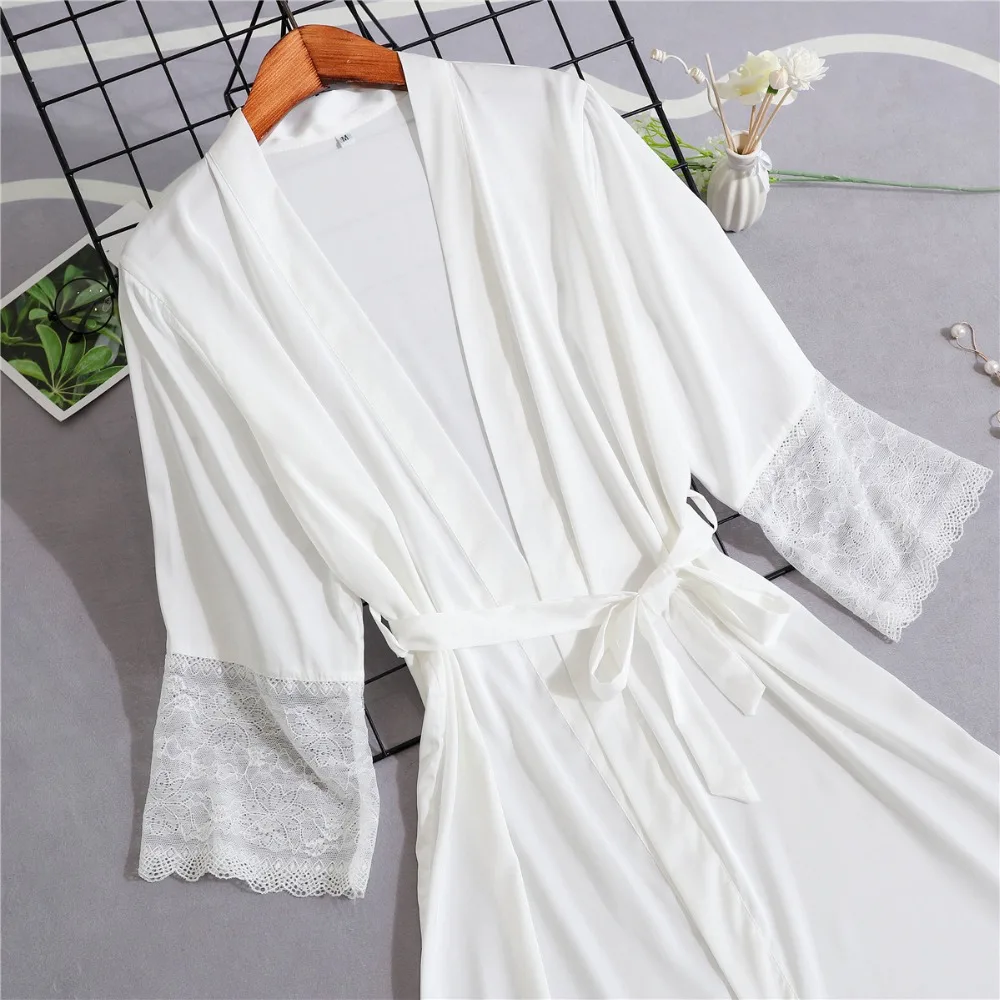 9079762606_429541127