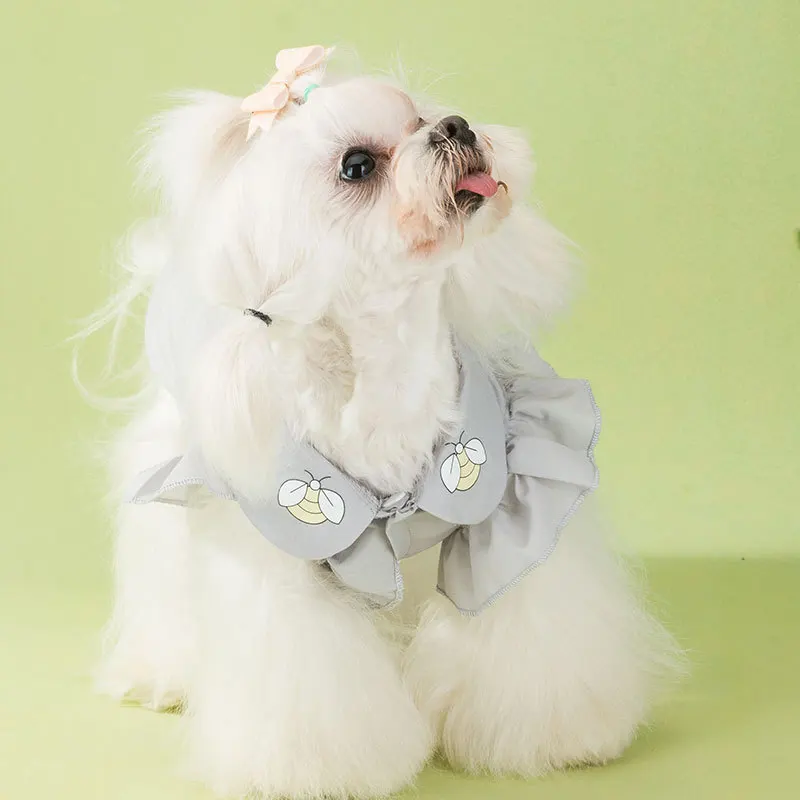 

Pet Puppy Summer Shirt Small Dog Cat Clothes Bee Embroidery Petal Sleeve Dogs Pets Clothing Vest T Shirt Spring Summer Cotton