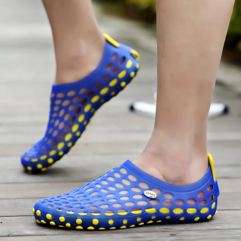 Sandles with holes on the bottom Amateur chick gallery record