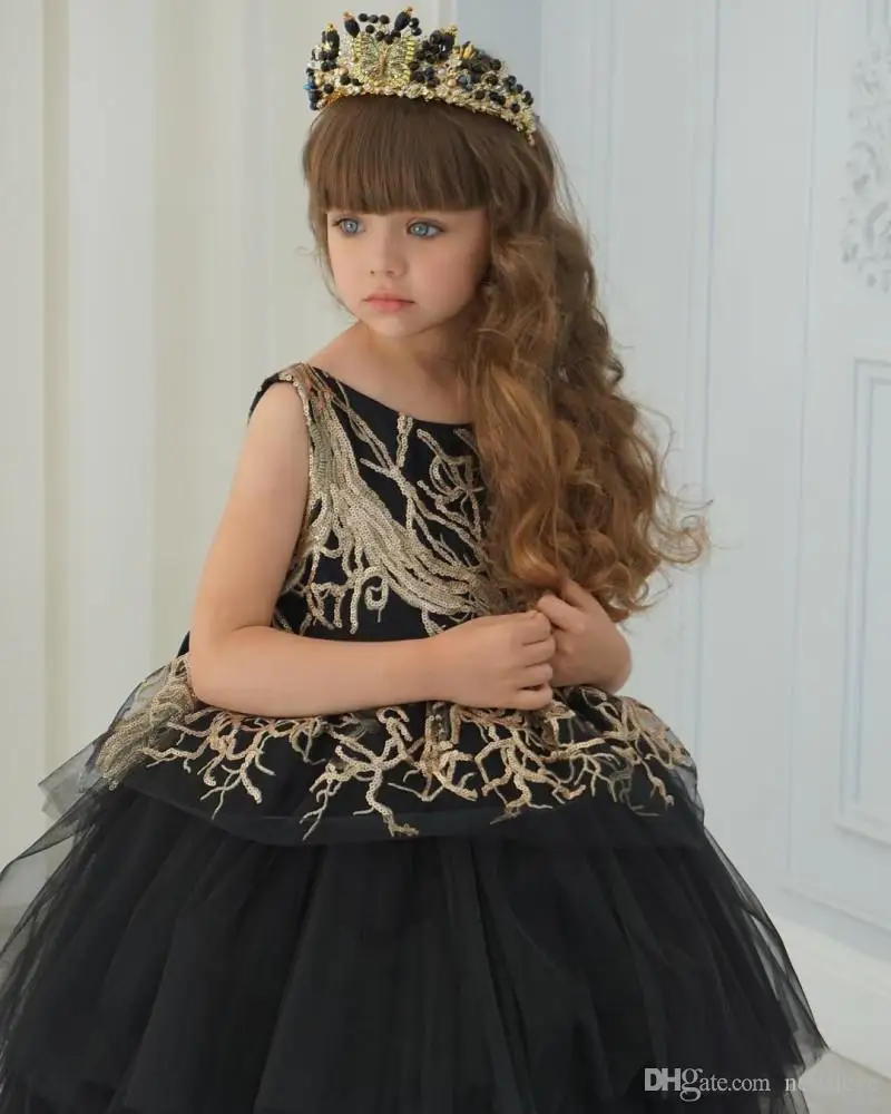 gold-sequins-flower-girl-dress-with-train-black-ball-gown-hi-lo-little-girls-pagesnt-dress-tiered-formal-gowns-for-kids (3)