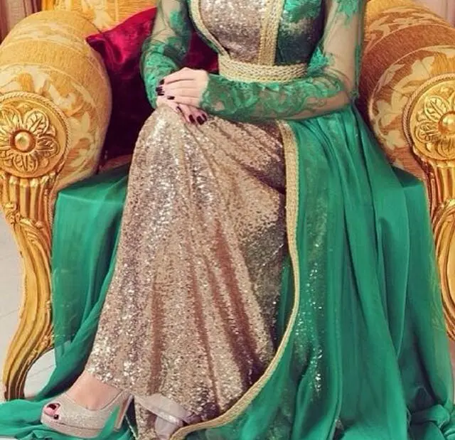 Saudi women dress images Saudi women dress images