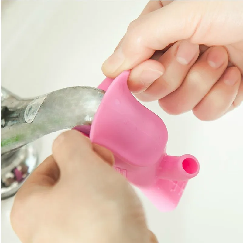 Hot Silicone Dual Use faucet extender for Baby Kids kitchen water saving tap faucet sink installer tool nozzle