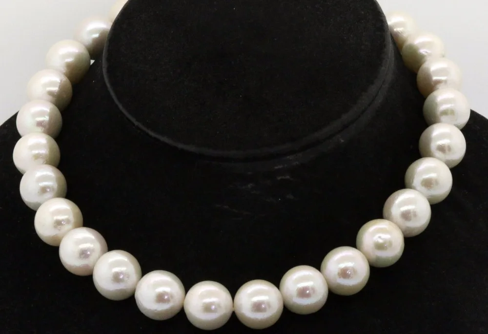 

FREE SHIPPING>gorgeous AAA10-11mm south sea round white pearl necklace 18inch