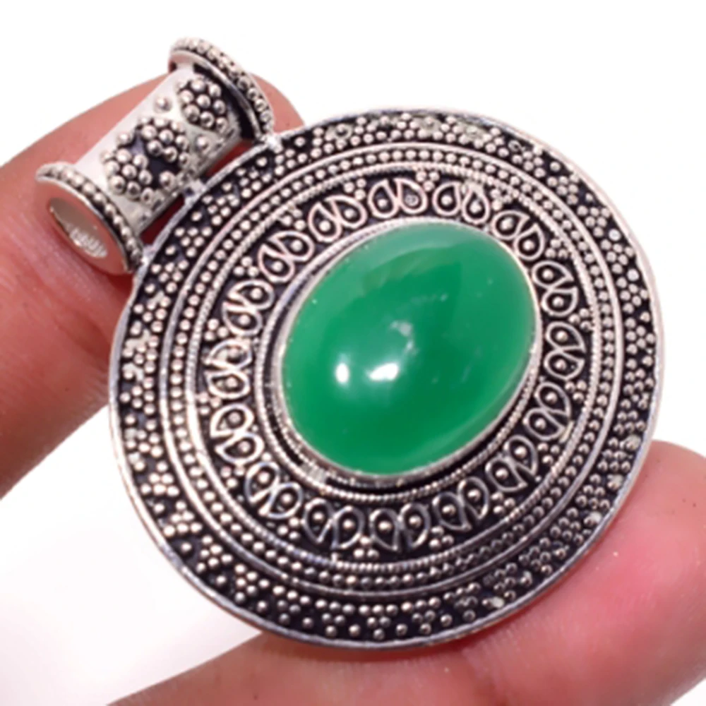 

Green Onyx Pendant Silver Overlay over Copper, 45 mm , P6095