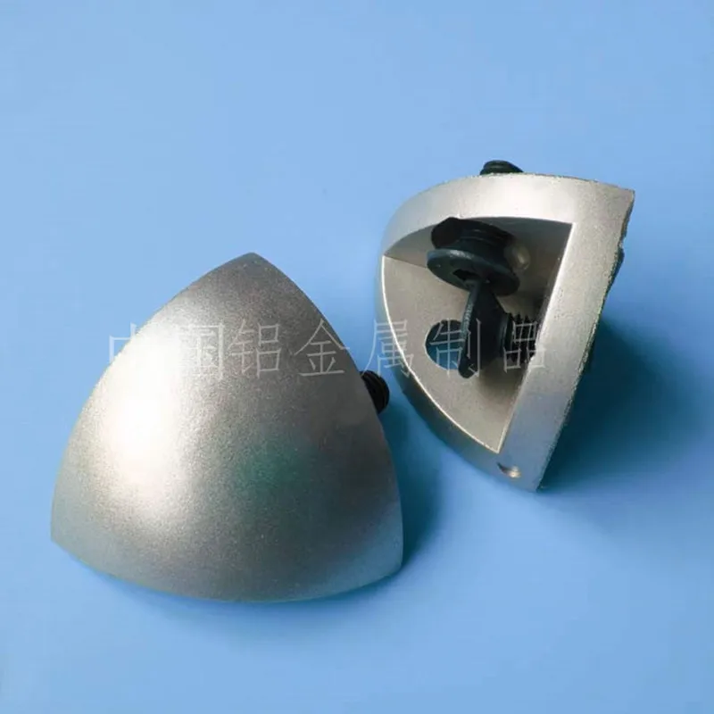 Three-dimensional corner connector 1