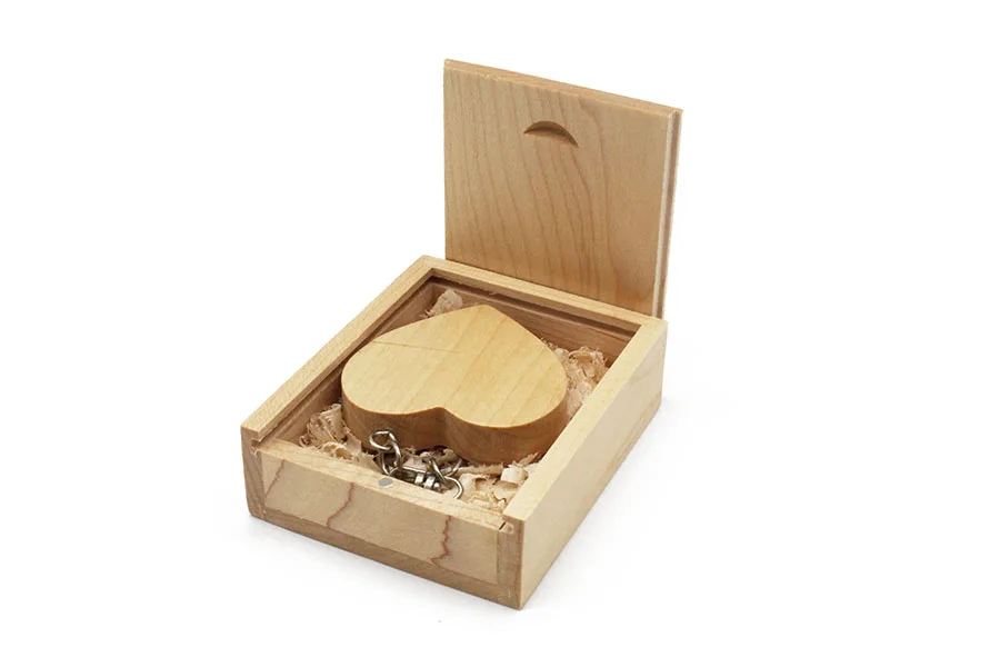 Король SARAS клена из орехового дерева в виде сердца+ коробка модель usb3.0 32 GB usb флэш-накопитель usb3.0 флеш-накопитель 4 ГБ 8 ГБ оперативной памяти, 16 Гб встроенной памяти, любовь, подарок для девочек