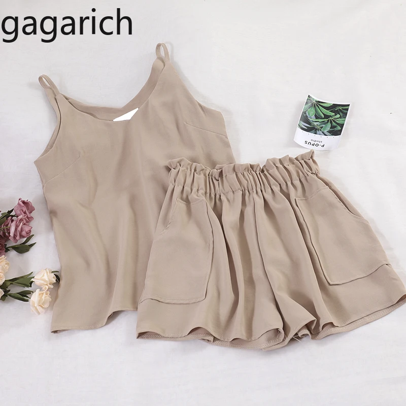

Gagarich Women Two Piece Set Summer 2019 Korean Version New Solid Slim Tank Chic Broad-legged Shorts Female Cool Suit