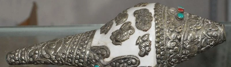 

Old tibet silver Inlay Turquoise 12 zodiac Animal Beast Conch Trumpet Horn Shell