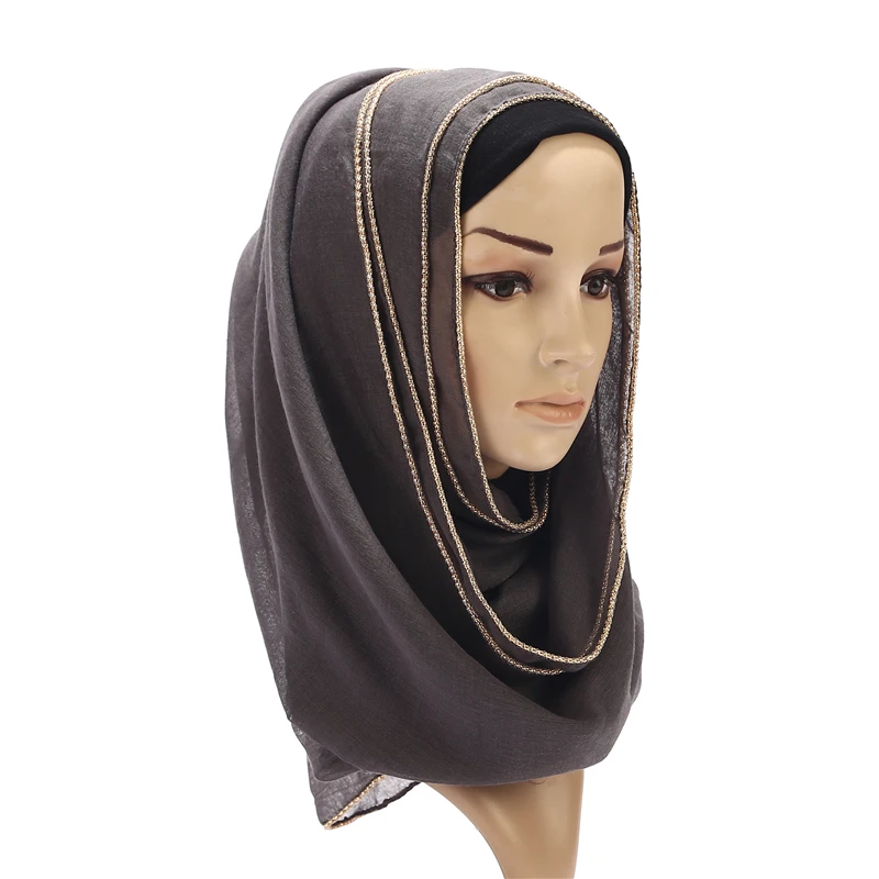 Новинка, женский шарф с золотой цепочкой и краями, шаровая шаль, однотонный хиджаб макси, мусульманские однотонные шарфы, повязки на голову, модные арабские хиджабы, 10 шт./лот