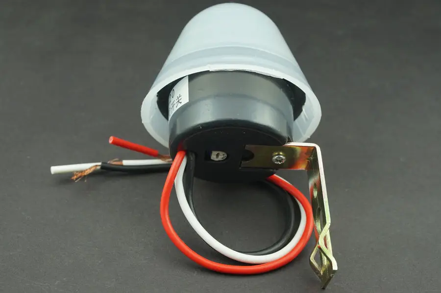 

Waterproof Light Sensor Control Street Lamp Switch Auto Operated 10A AC/DC12V