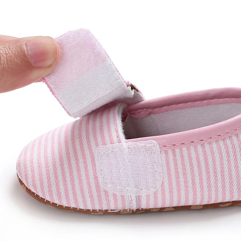 Новорожденных коляска мягкая подошва шпаргалки Полосатые Prewalker одежда для малышей мальчиков и девочек тапки 0-18 месяцев