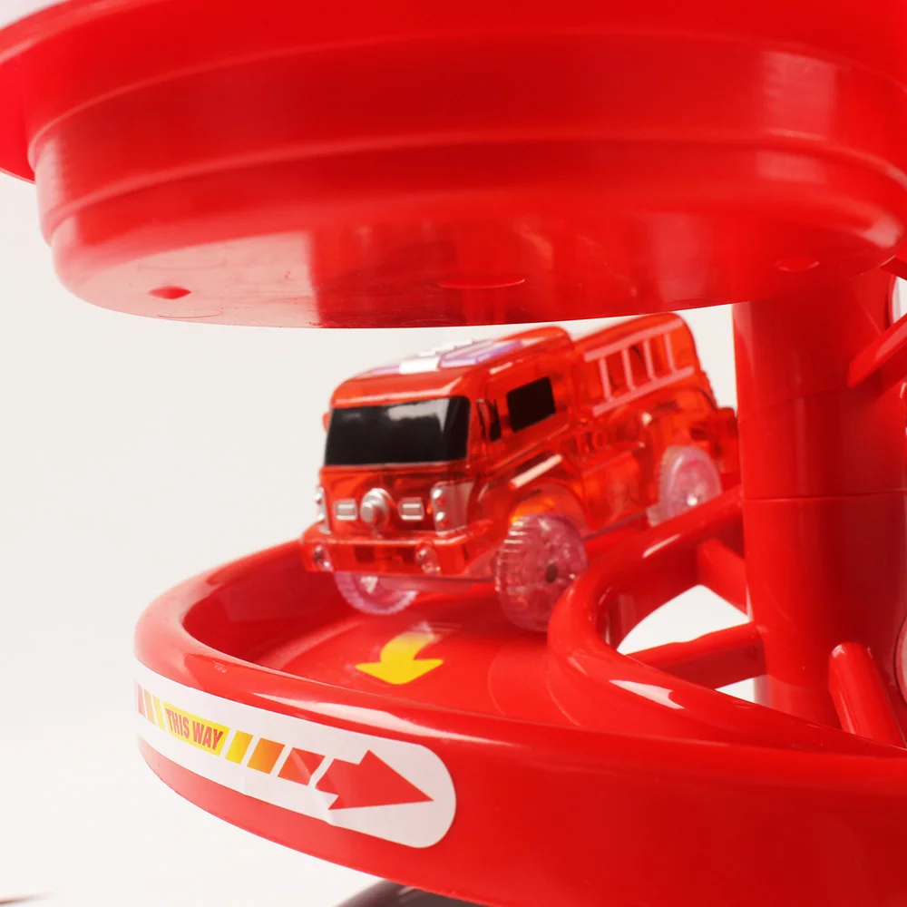 Набор для детей DIY Assembly Play Park Station Magic Glow Tracks Fire Car с обучающими игрушками и