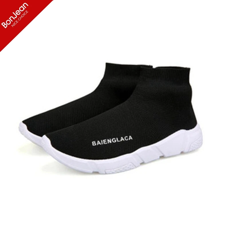

Men's Super Lightweight Running Shoes Silp-On Outdoor Training Walking Fashion Breathable Stable Sneakers