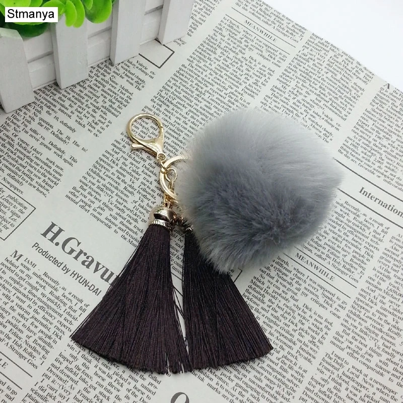 

2016 With 2 piece Tassels Fur Key Chain 14 Colors POM POM - 8cm Tassel and Gold Plating Car Keychain Bag Key Ring Jewelry #16011