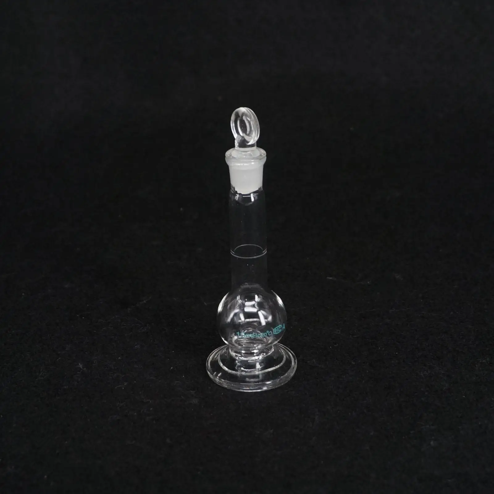

10ml Lab Volumetric Flask Measuring Borosilicate Glass With Stopper and Base