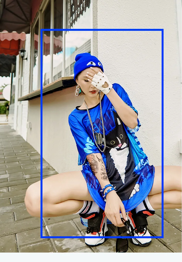 4339874851_2005419740