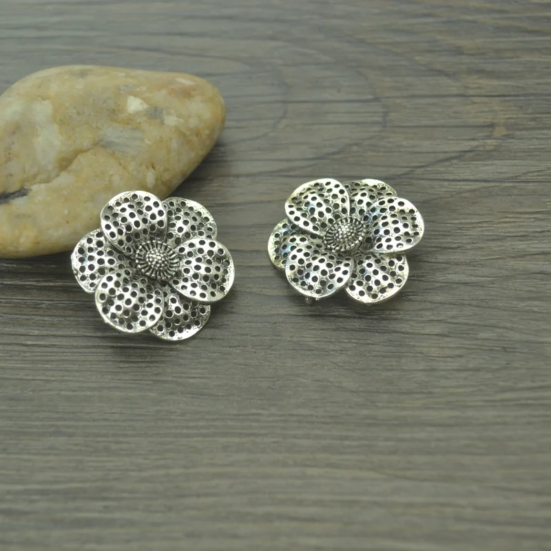 

6 pcs Antique tibetan Silver flower Charms metal Pendants for Jewelry Making DIY Handmade Craft 31*30mm 42101B