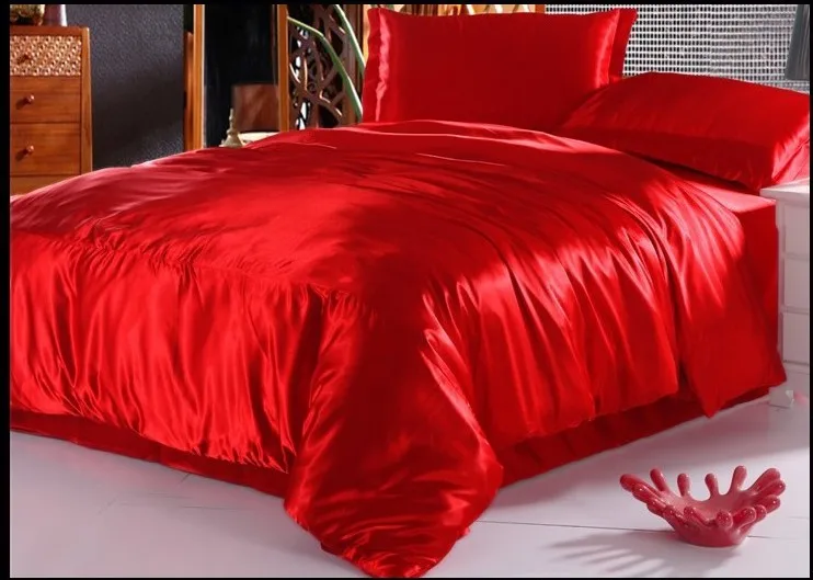 Red Natural mulberry silk bedding set Luxury wedding king size queen