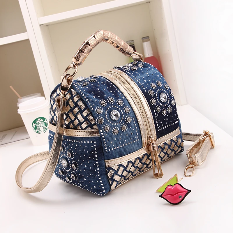 

Small bag female 2019 new rhinestone bag wild diamond bag woven bag Korean version of the women's shoulder diagonal handbag